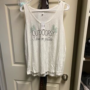 3/$20 tops NWT Maurices graphic Tank Top